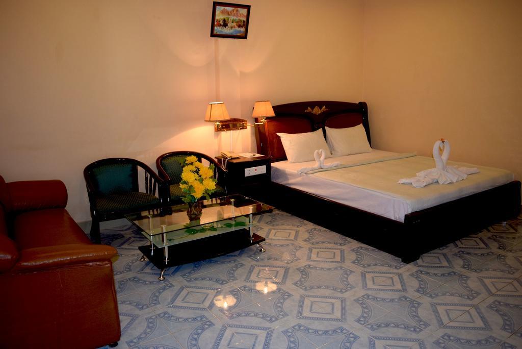 Reaksmey Battambang Hotel Bagian luar foto