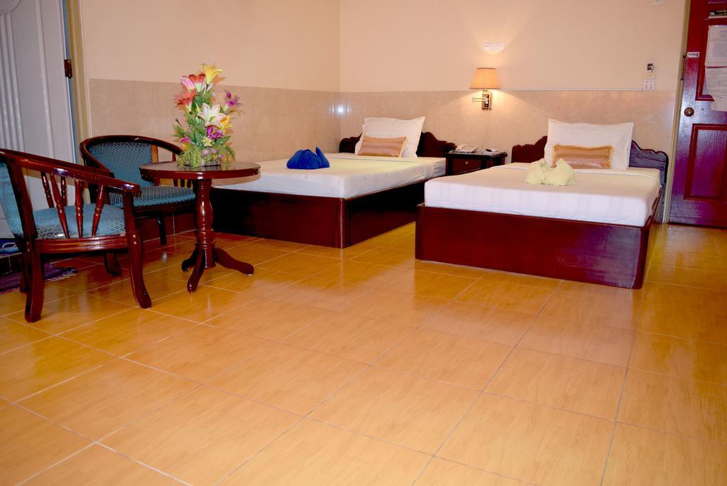Reaksmey Battambang Hotel Bagian luar foto